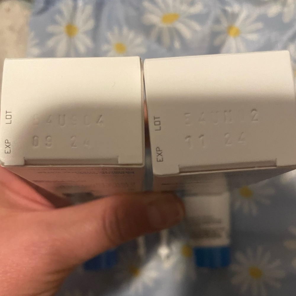La Roche-Posay Mini Skin Set - Picture 3 of 3